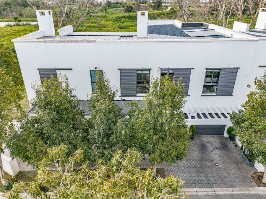 4 Bedroom Property for Sale in Croydon Gardens Estate Western Cape